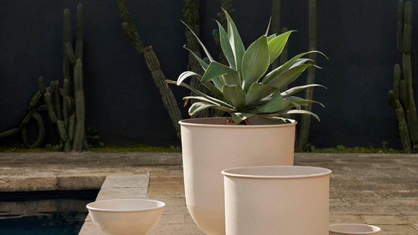 Entdecke die KAQTU Outdoor-Zubehör-Kollektion: hochwertige Fackeln, Laternen, Outdoor-Vorhänge und mehr für deinen Garten, Balkon und Terrasse.