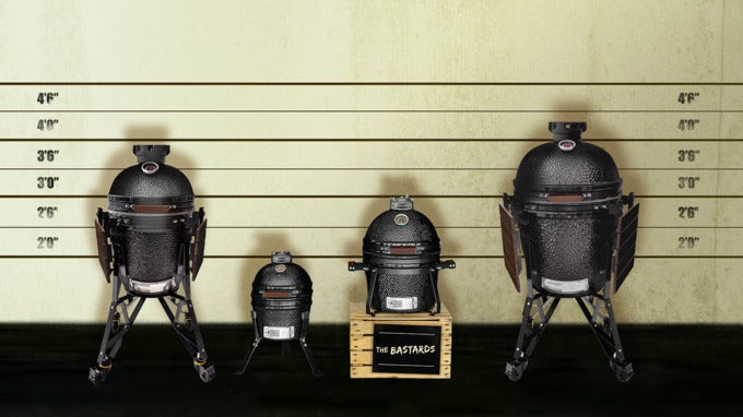 Holzkohlegrill und Green Eggs