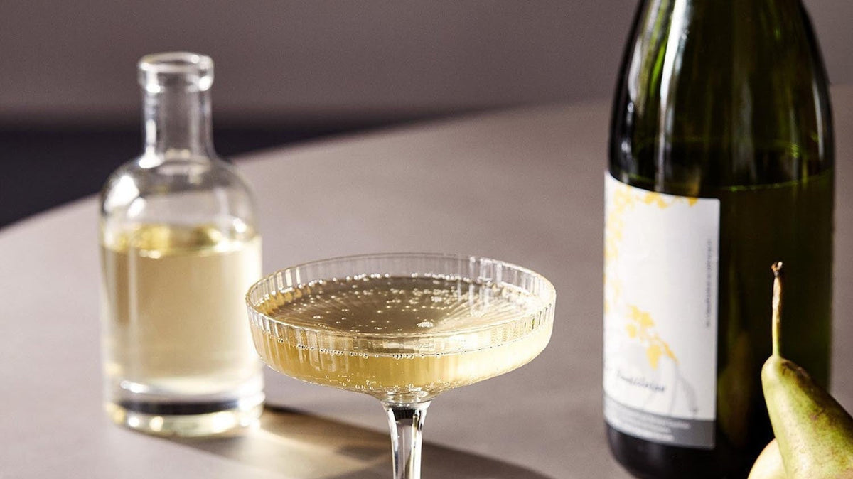 Geschäftsgeschenke Weihnachten – Champagnerglas Ripple von Ferm Living