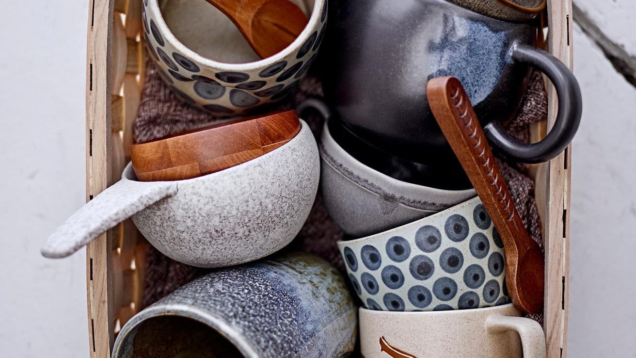 Ebert bei KAQTU vereint traditionelles Handwerk, nachhaltige Materialien und klare Linien für langlebige, stilvolle Möbel und Accessoires.