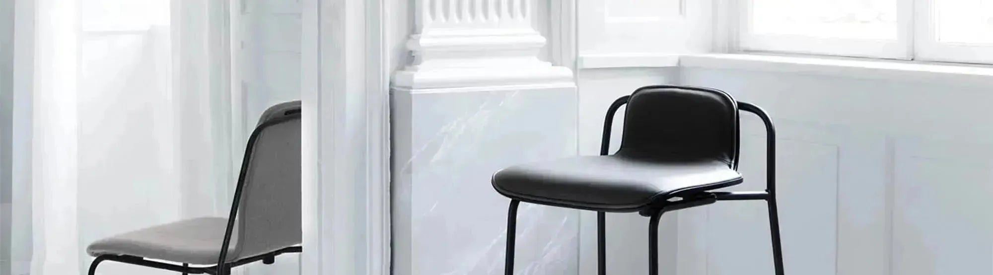 Entdecke die eleganten Stühle der Studio Kollektion von Normann Copenhagen. Skandinavisches Design, hohe Ergonomie und vielseitige Farben für jeden Raum.