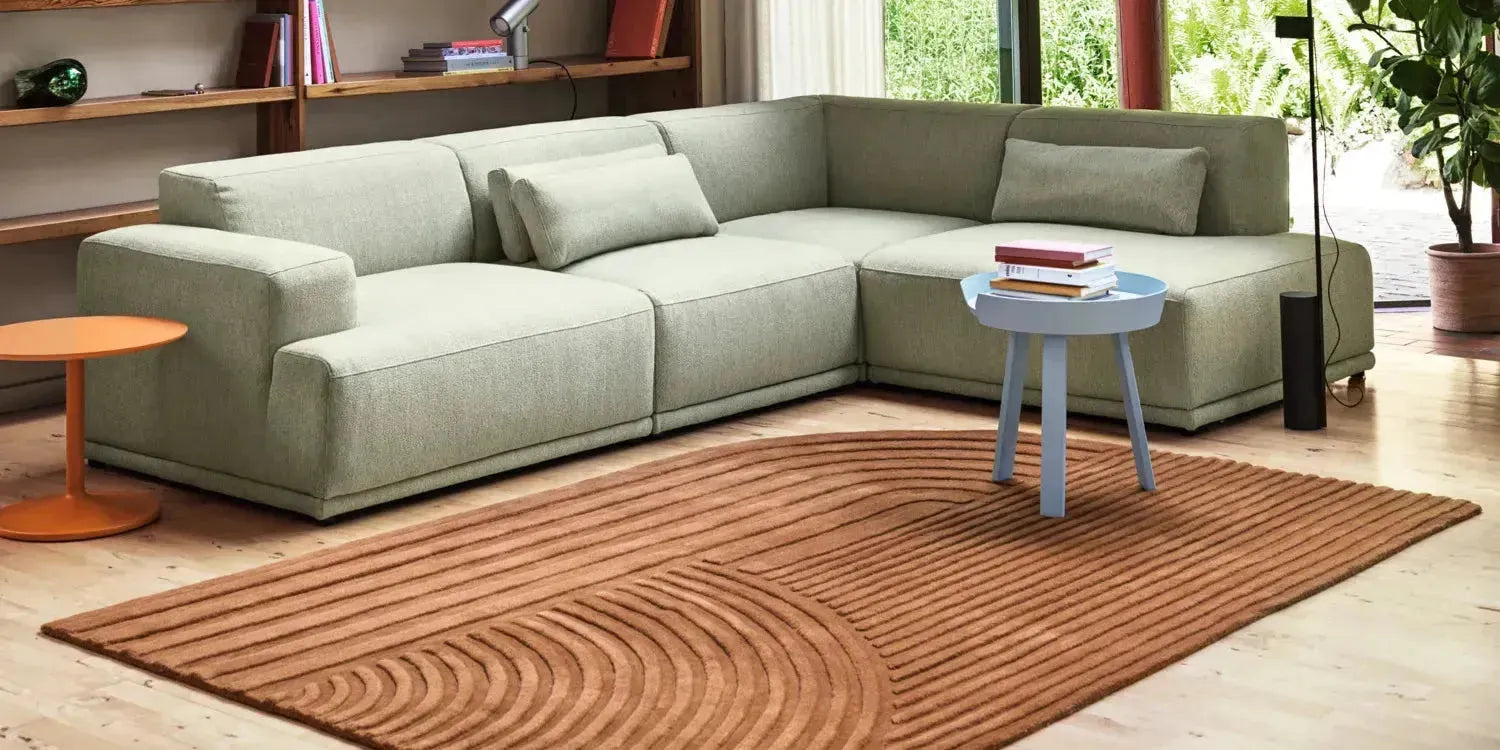 Entdecke hochwertige Textilien bei KAQTU: stilvolle Bettwäsche, kuschelige Decken und elegante Teppiche für ein gemütliches Zuhause.