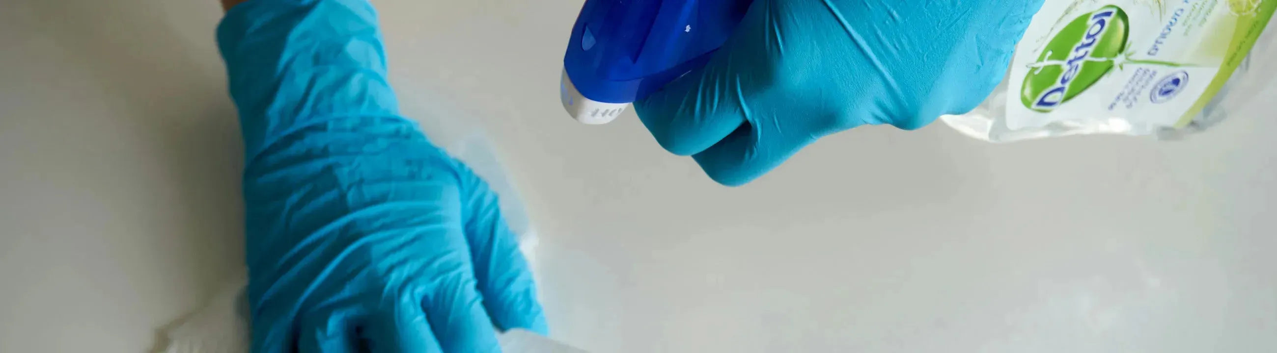 Durgol Kollektion von KAQTU - elegante, vielseitige Accessoires aus hochwertigen Materialien, nachhaltig gefertigt, zeitloses Design.