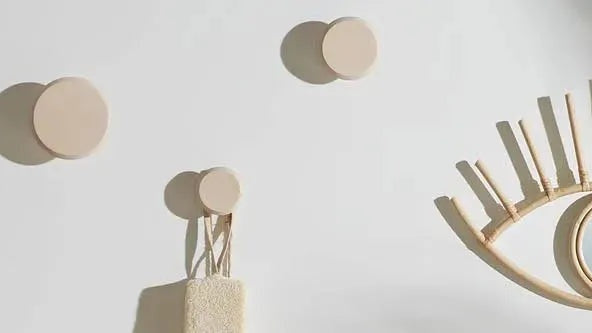 Entdecke stilvolle Accessoires für dein Zuhause! Hochwertige Deko-Elemente wie Vasen, Teppiche und Leuchten für jeden Einrichtungsstil.