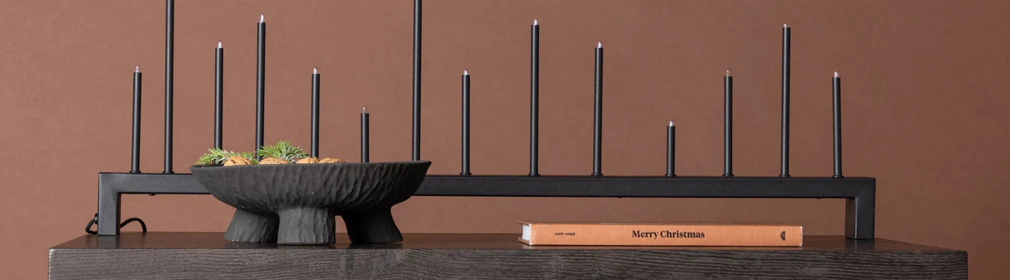 Entdecke stilvolle Beistelltische aus Holz, Marmor & Metall. Perfekte Akzente für dein Zuhause, funktional und modern. Jetzt stöbern!