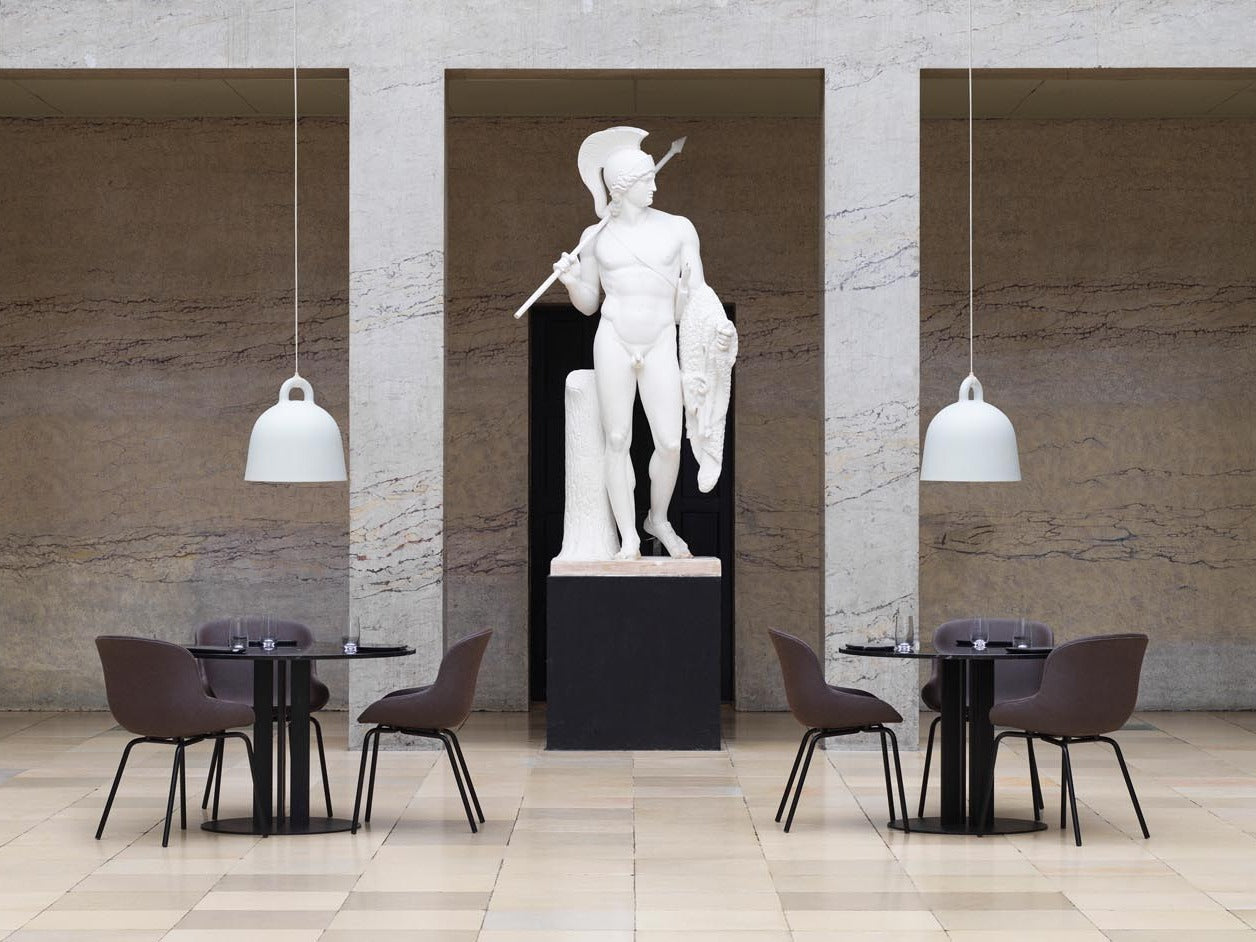 Entdecke die Bell Leuchten von Normann Copenhagen: zeitloses skandinavisches Design, elegante Silhouetten und vielseitige Farben für jeden Raum.