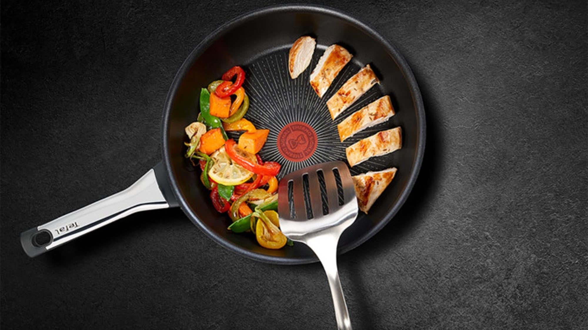 Entdecken Sie die vielseitige Kollektion von KAQTU Bratpfannen: Antihaftbeschichtung, Gusseisen und Edelstahl für perfekte Kochergebnisse in Ihrer Küche.