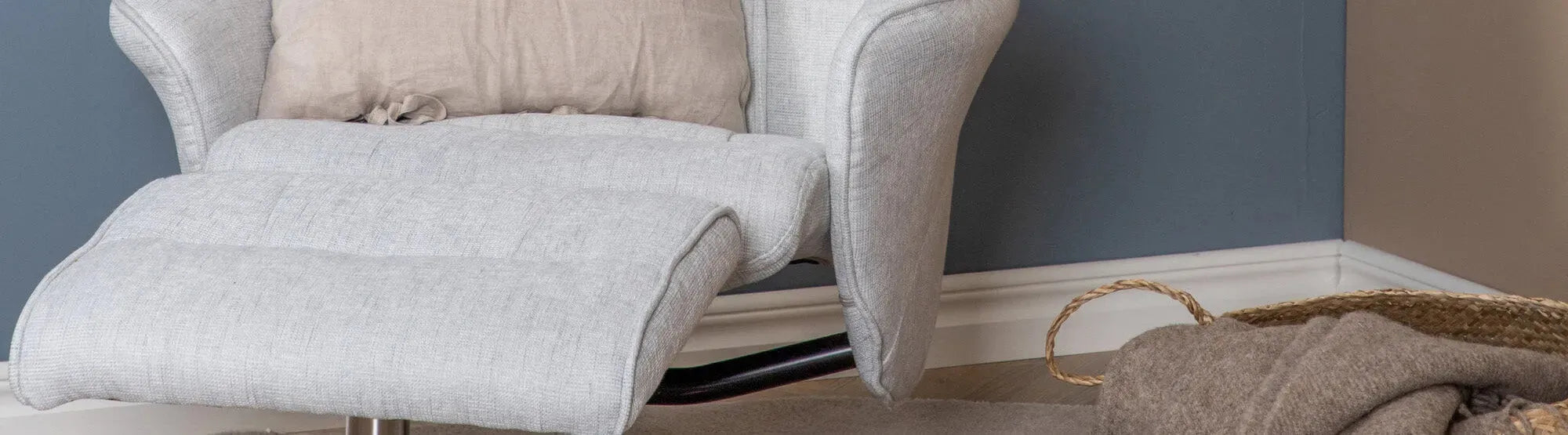 Entdecke die stilvolle Drehstuhl Kollektion von KAQTU – ergonomisch, komfortabel und perfekt für dein Homeoffice oder Büro. Finde deinen idealen Sitz!