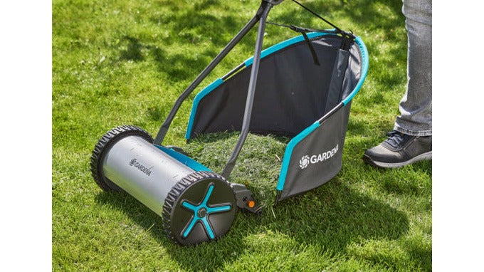 Entdecke die Garten-Kollektion von KAQTU: stilvolle Gartenmöbel, Pflegeprodukte und Zubehör für dein grünes Paradies. Gestalte deinen Außenbereich!