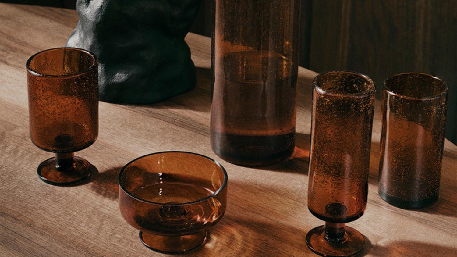 Entdecke stilvolles Glacezubehör bei KAQTU: Eisportionierer, Glacebecher, kreative Formen und mehr für perfekte Eiskreationen!