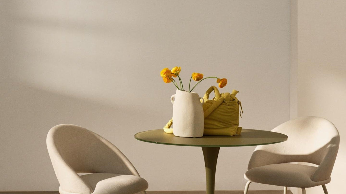 Bonali Stühle, Sessel und Barhocker von Kave Home mit Chenille und farbgleichen Metallbeinen in vier Farben