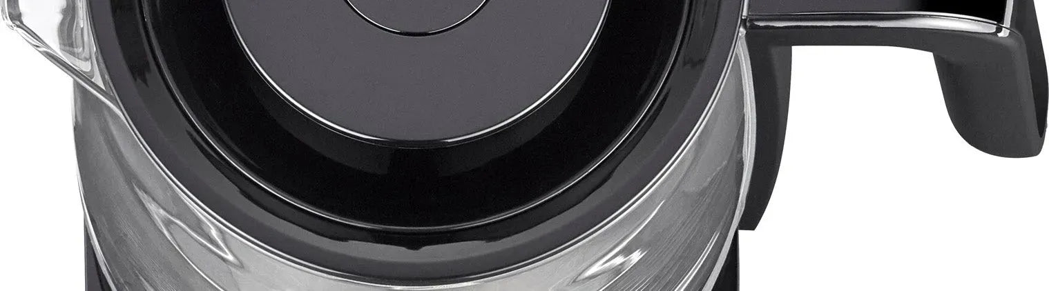 KAQTU MELITTA Kollektion: elegante, hochwertige Leder- und Metallstücke, vielseitig kombinierbar und nachhaltig produziert – Stil trifft Funktion.