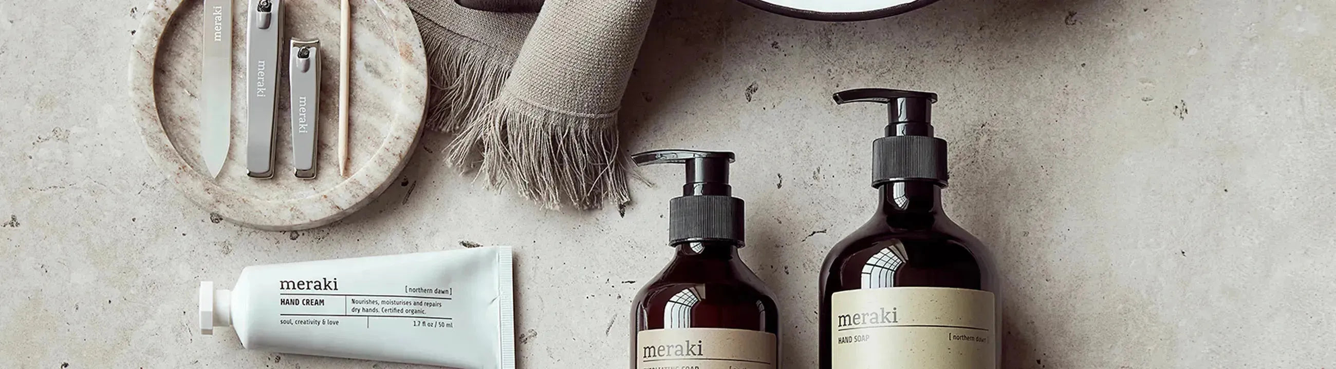 Entdecke die Meraki Kollektion: Hochwertige Wellness- und Pflegeprodukte mit natürlichen Inhaltsstoffen, skandinavischem Design und nachhaltiger Funktionalität.