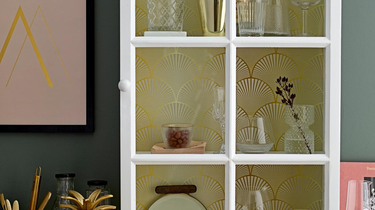 Entdecke unser Barzubehör für perfekte Drinks! Hochwertige Utensilien, stilvolle Gläser und praktische Helfer für Cocktails und Longdrinks.