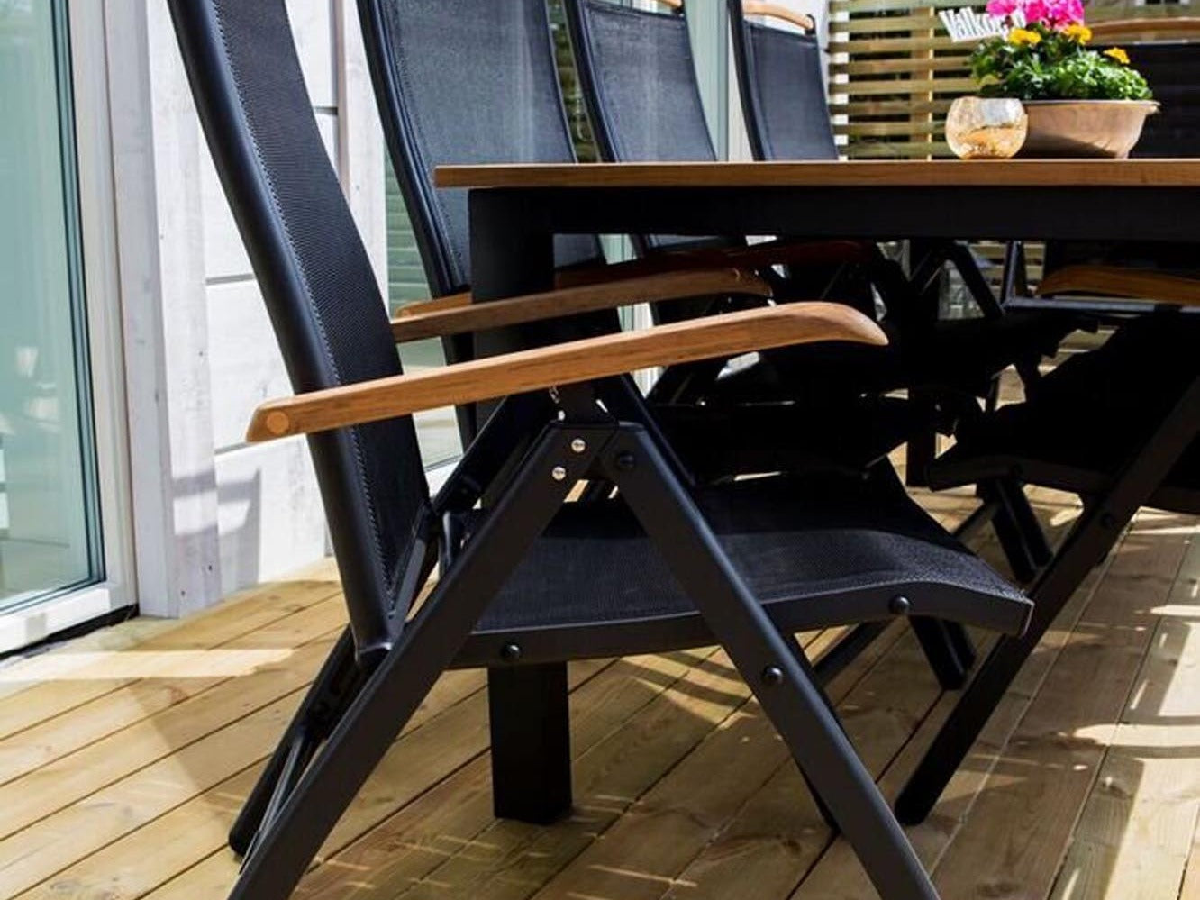 Entspanne stilvoll im Freien mit der Panama Outdoor Möbel Kollektion von Venture Home. Hochwertige, wetterfeste Möbel für jeden Anlass!