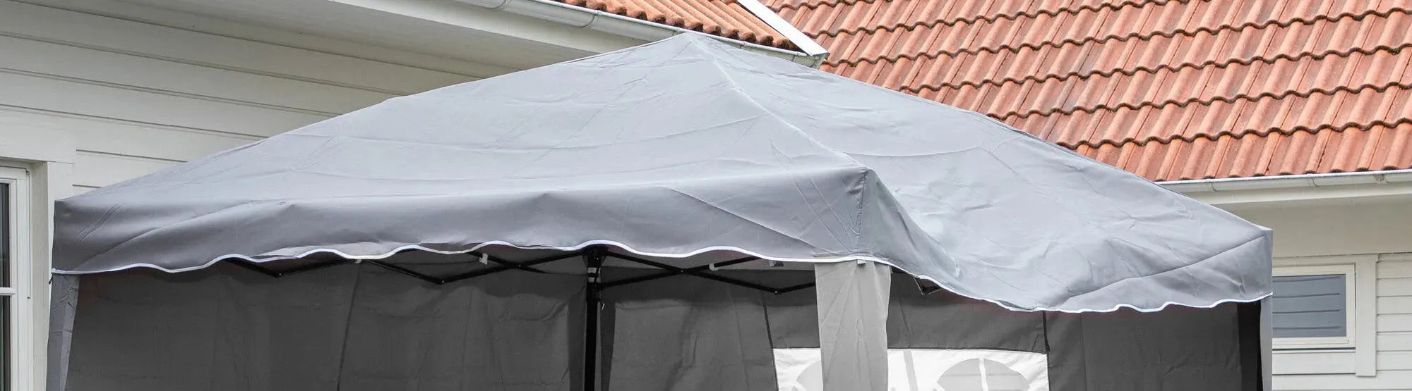 Entdecke die stilvolle Pavillon Kollektion von KAQTU für Garten und Terrasse. Hochwertige Designs, wetterfeste Materialien und perfekte Ergänzungen für dein Outdoor-Erlebnis.