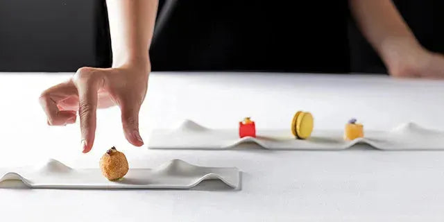 Entdecke die Royale Italy Kollektion: Handgefertigtes Porzellan für gehobene Gastronomie und stilvolle Privathaushalte. Ideal kombinierbar und alltagstauglich.