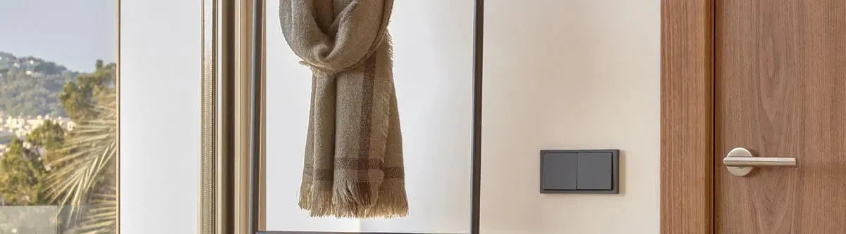 KAQTU Schlüsseltresor - sichere, stilvolle Schlüsselaufbewahrung für Zuhause, Büro oder Vermieter; modernes, flexibles Design.