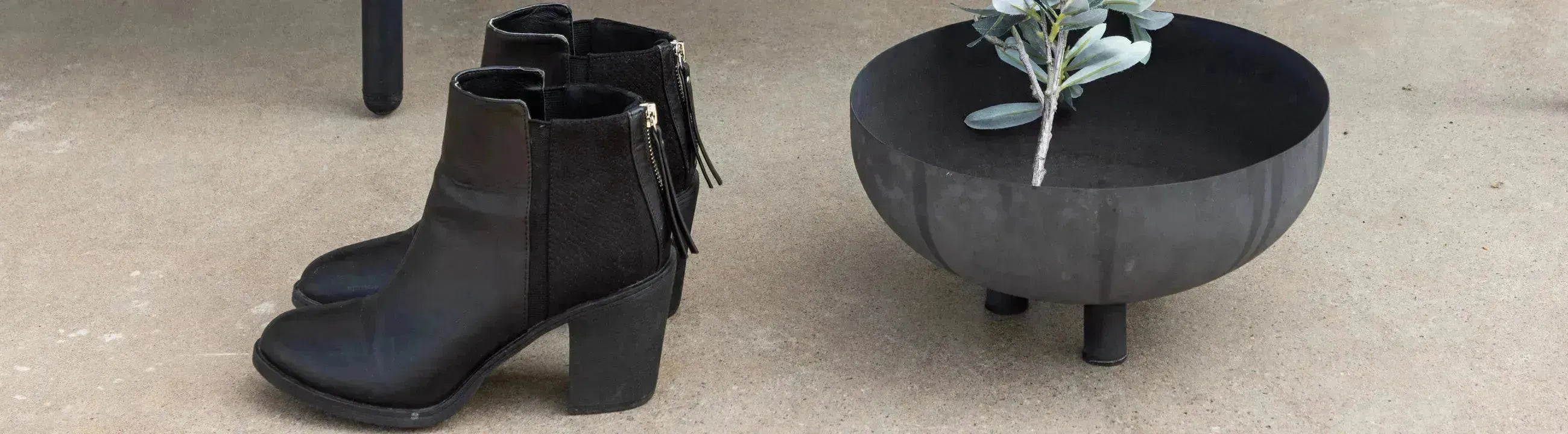Entdecke stilvolle Schuhlöffel aus Metall und Edelstahl bei KAQTU. Praktisch, langlebig und elegant – für einen mühelosen Einstieg in deinen Alltag.