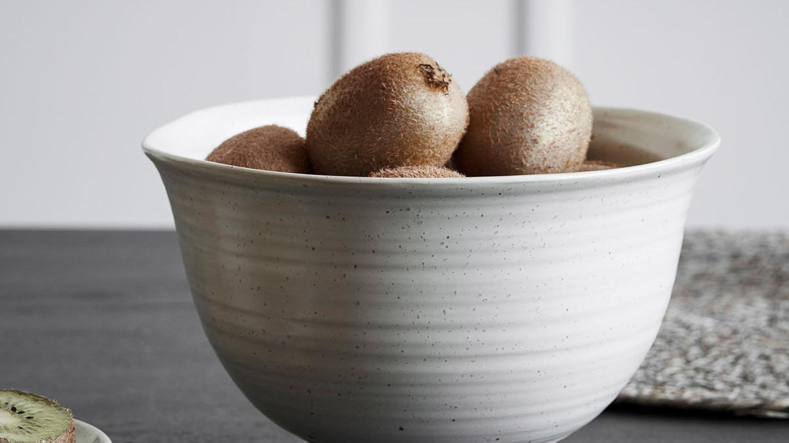 Entdecke die hochwertige Schüsseln-Kollektion von KAQTU: moderne Designs für Salat, Snacks und stilvolles Servieren. Ideal für jeden Anlass!