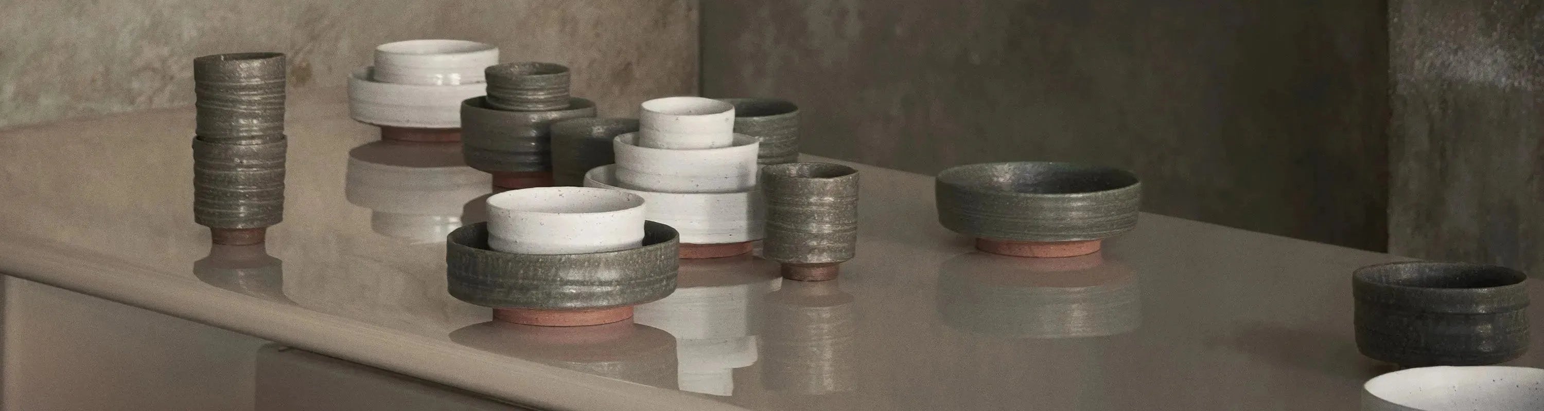 Entdecke die eleganten Serena Schüsseln von Ferm Living – zeitloses skandinavisches Design, vielseitig einsetzbar und nachhaltig. Perfekt für jedes Zuhause!