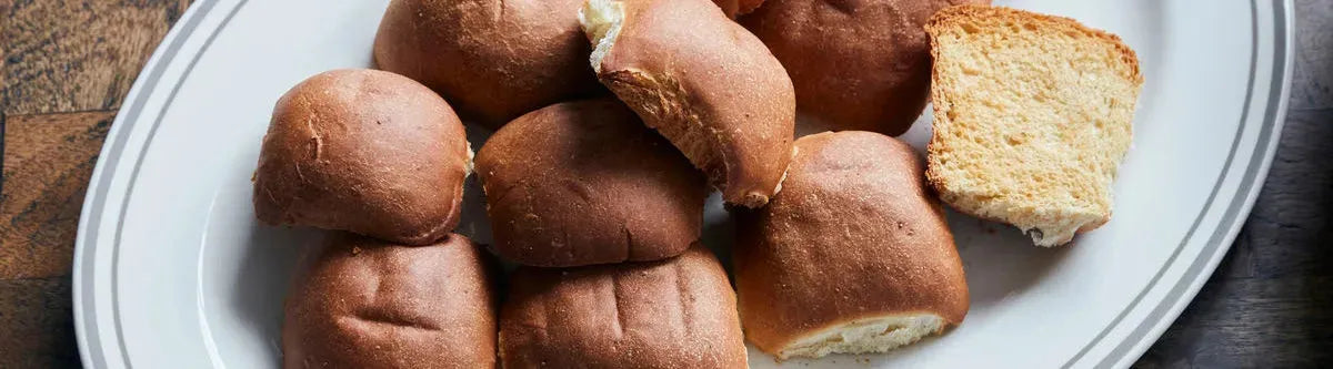 Entdecke die Spima-Kollektion: stilvolle Küchenhelfer aus nachhaltigen Materialien. Hochwertige Brotkörbe, Kartoffelsäcke und Kinderschürzen für jeden Bedarf!