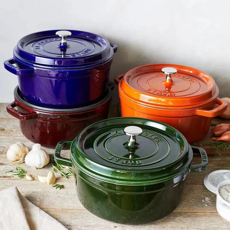 Elegante Möbelkollektion "Staub" von KAQTU: Design trifft Natur.