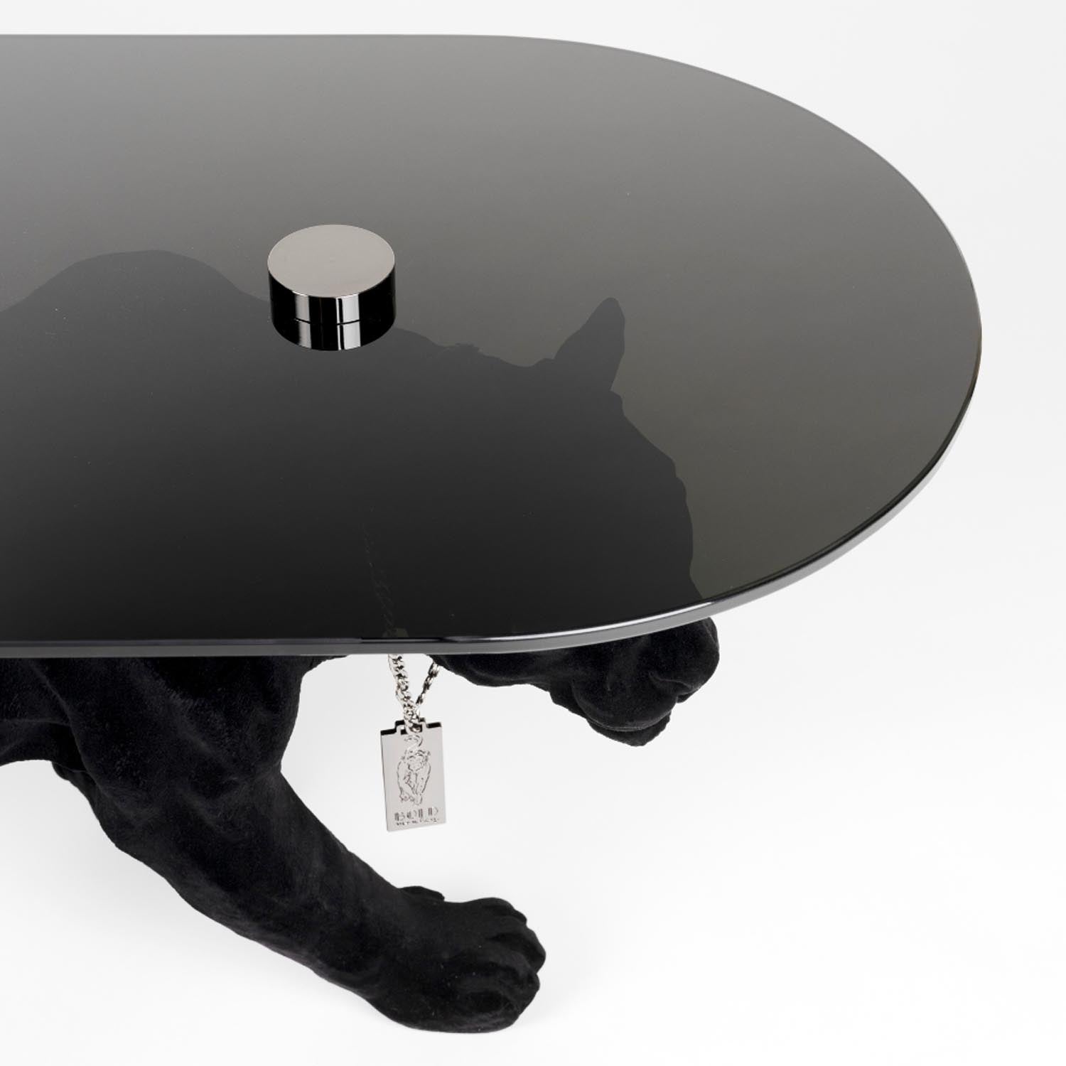 Der DOPE AS HELL Beistelltisch von Bold Monkey besticht durch sein modernes Design und setzt stilvolle Akzente in Ihrem Zuhause.