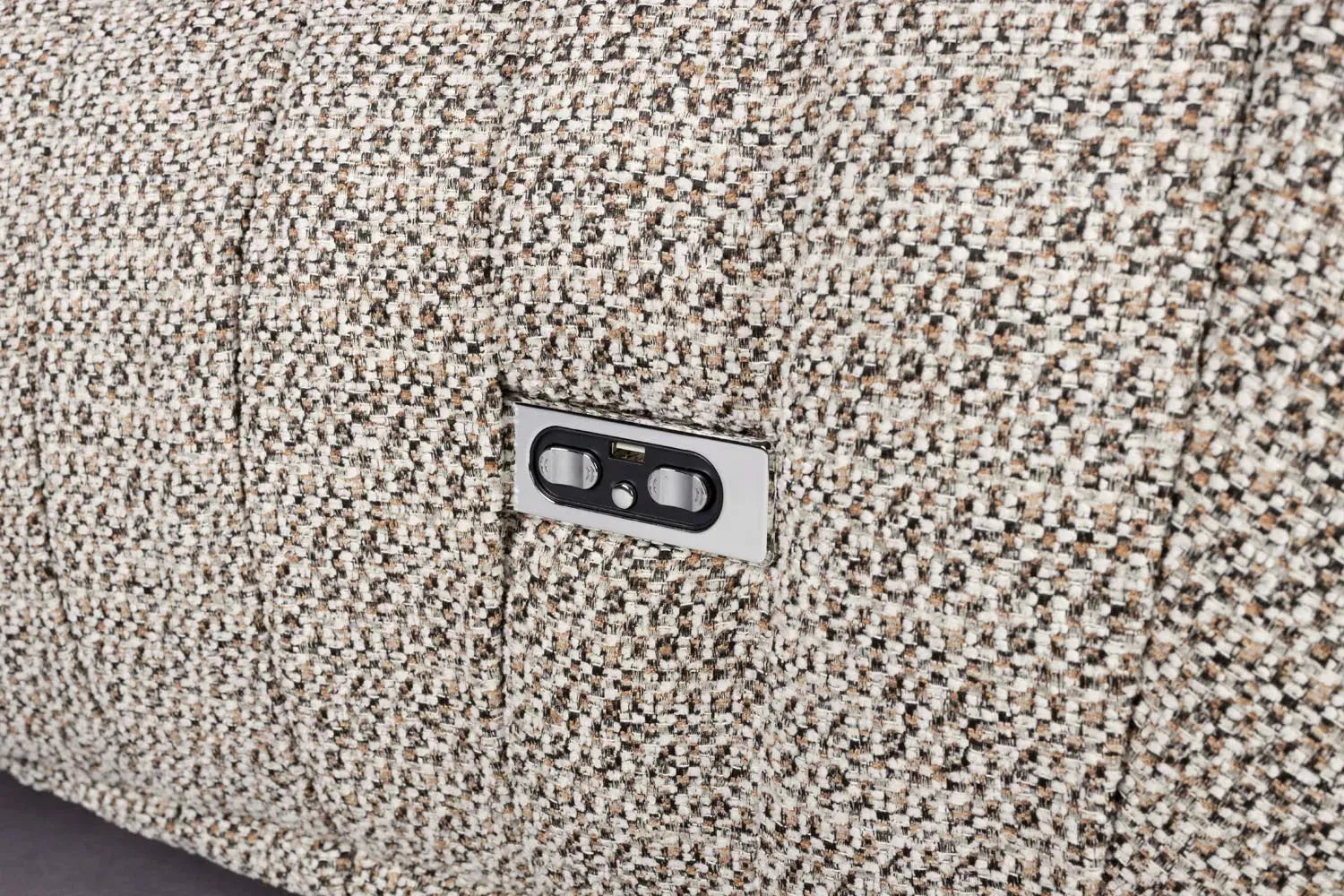 Hamilton Recliner: Stilvoller Komfort für Ihr modernes Zuhause.