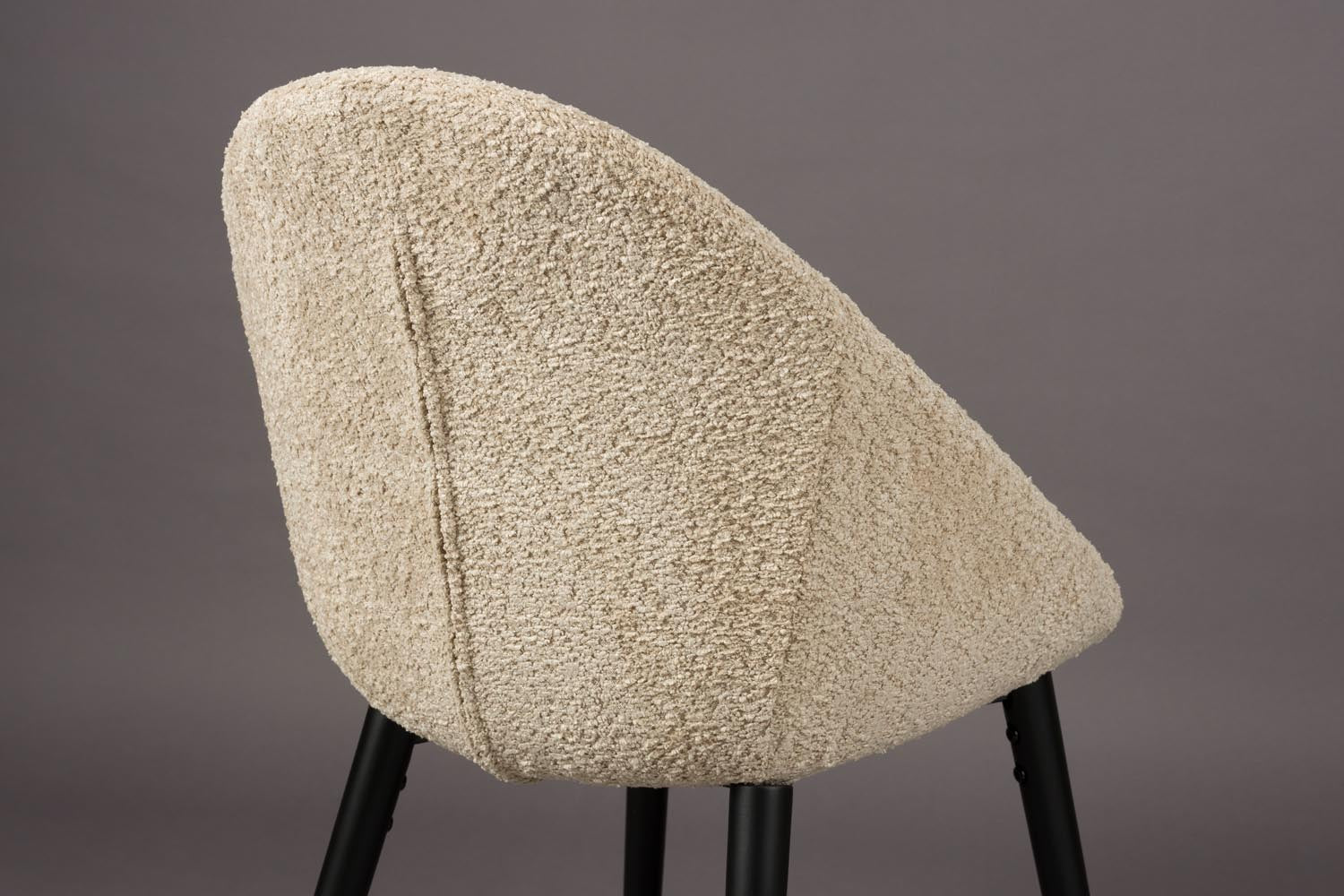 Fenna Stuhl in Beige präsentiert im Onlineshop von KAQTU Design AG. Stuhl ist von Dutchbone