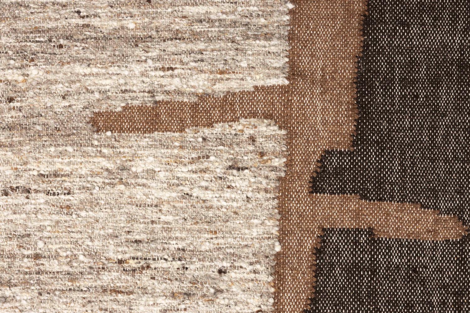 Der Briton Teppich 160x230 von Dutchbone überzeugt mit stilvollem Design, exzellenter Qualität und vielseitiger Verwendbarkeit.
