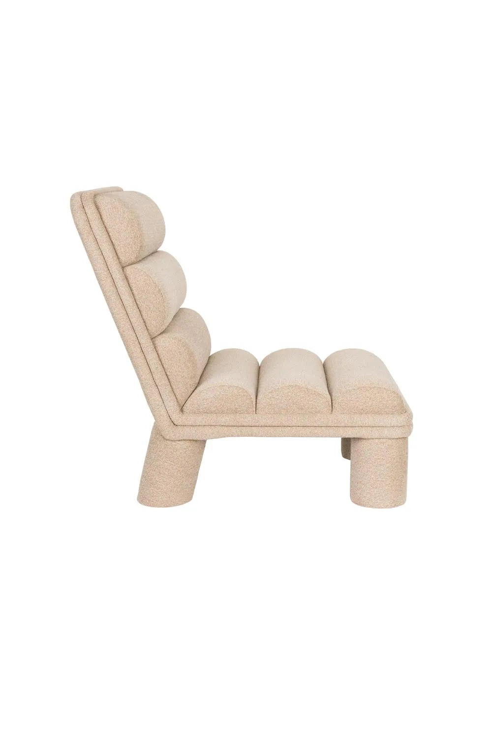 Fern Loungesessel in Beige präsentiert im Onlineshop von KAQTU Design AG. Sessel ist von Dutchbone