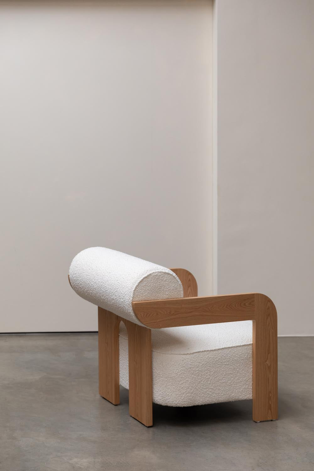 Oolong armchair