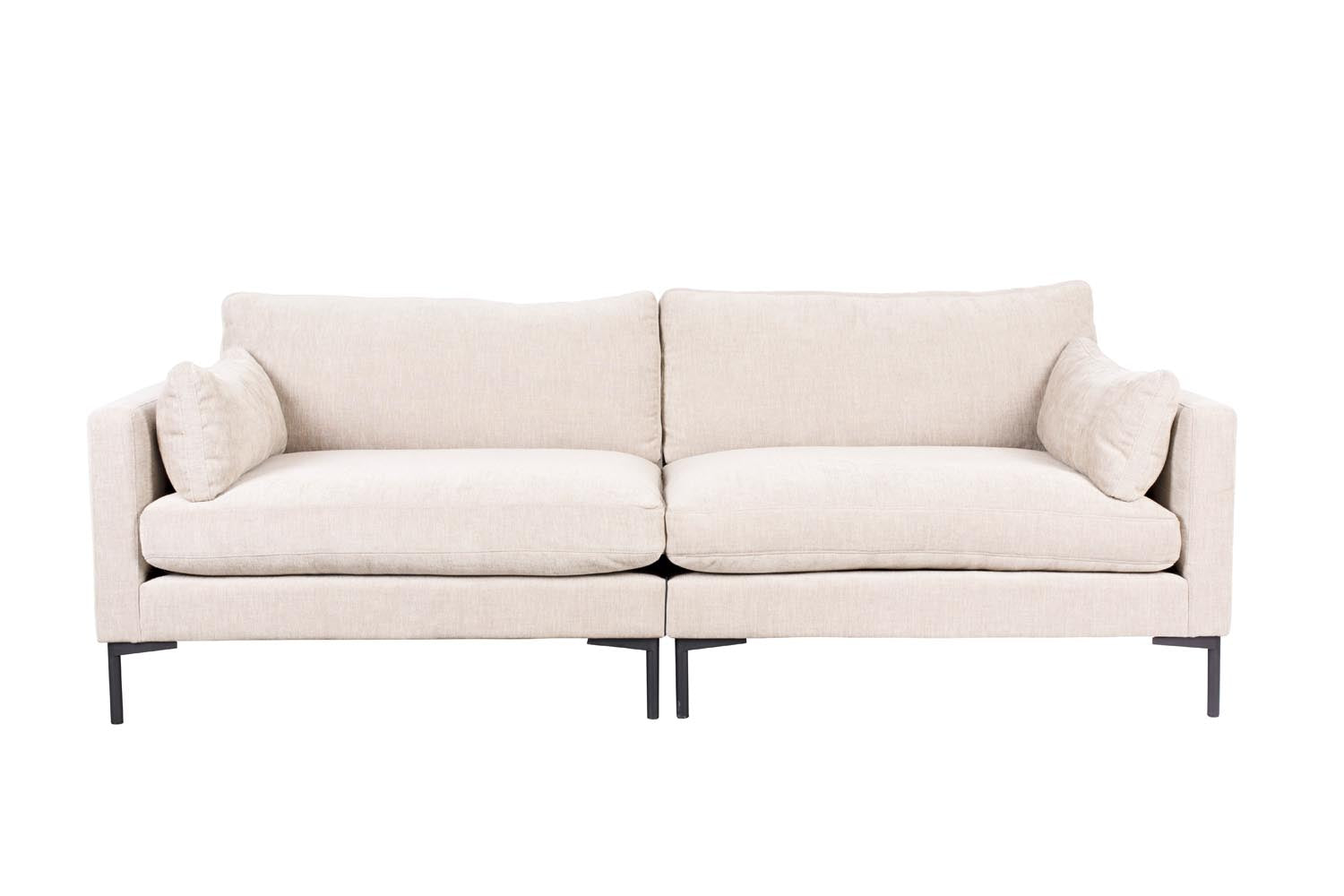 Das Summer Sofa 3-Sitzer von Zuiver: Eleganz trifft Komfort. Weicher, strapazierfähiger Stoff, ideal zum Entspannen und Geniessen.