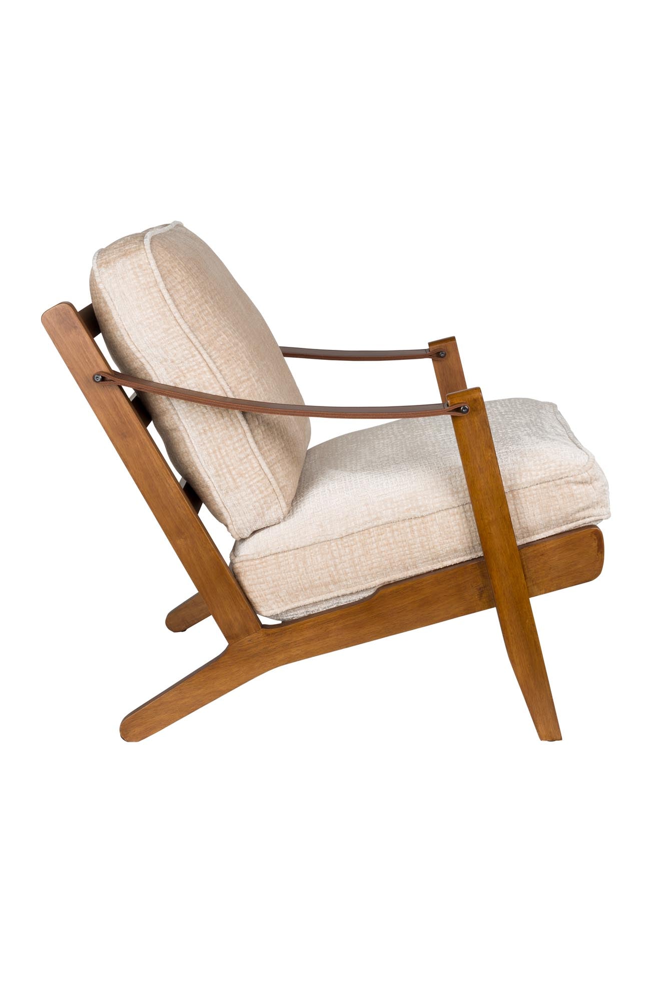 Der Loungesessel Washington von Dutchbone besticht durch modernes Design, Komfort und hochwertige Materialien für stilvolles Wohnen.