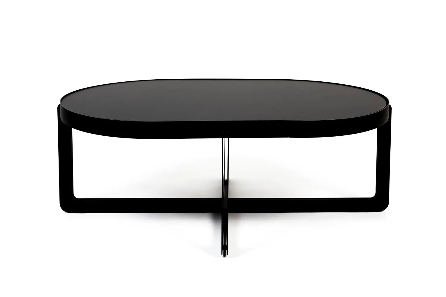 Eleganter Couchtisch mit ovaler Form, stabiler Stahlbasis und glatter MDF-Oberfläche, in Schwarz oder Beige erhältlich.