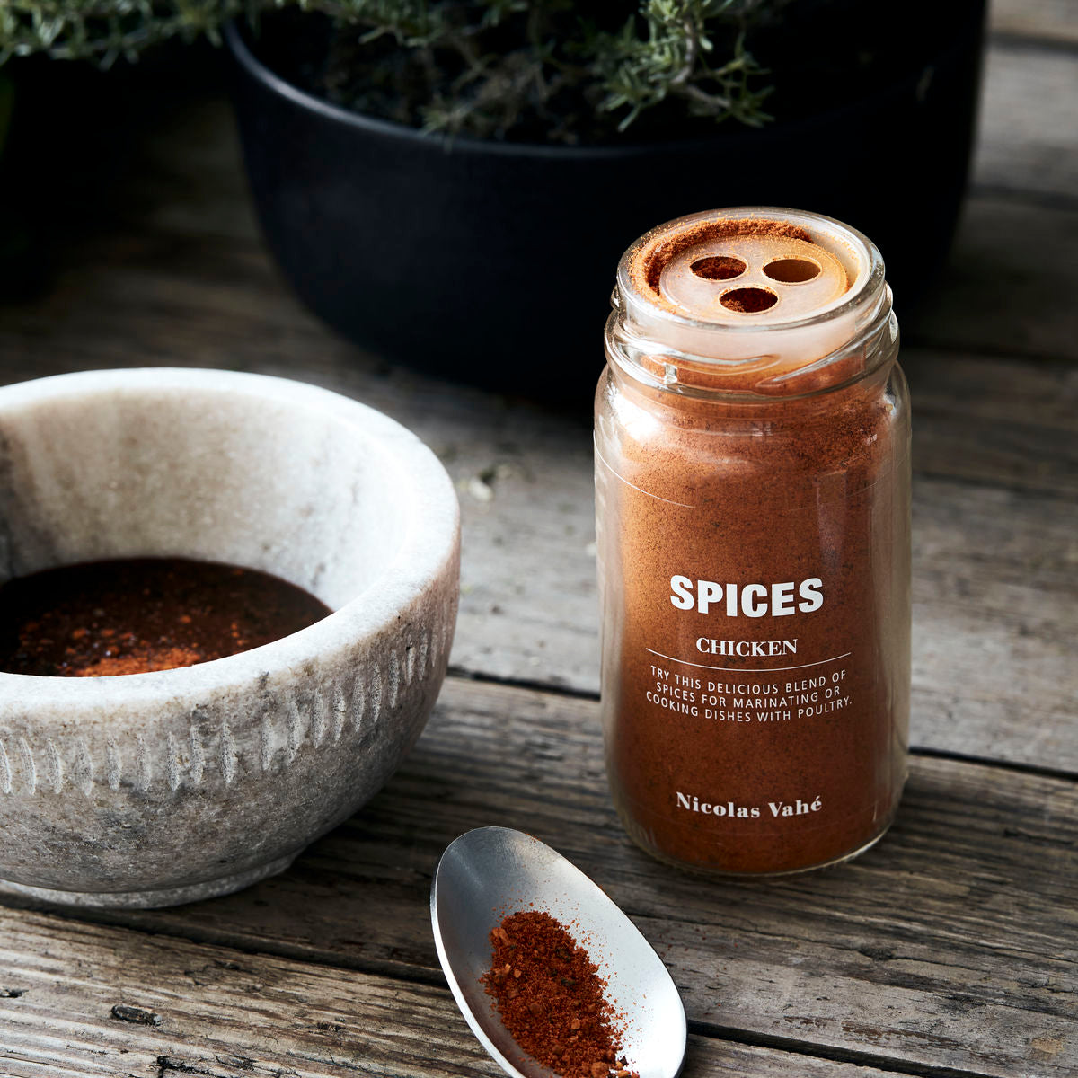 Gewürze, Paprika, turmeric & cumin in  präsentiert im Onlineshop von KAQTU Design AG. Lebensmittel ist von Nicolas Vahé