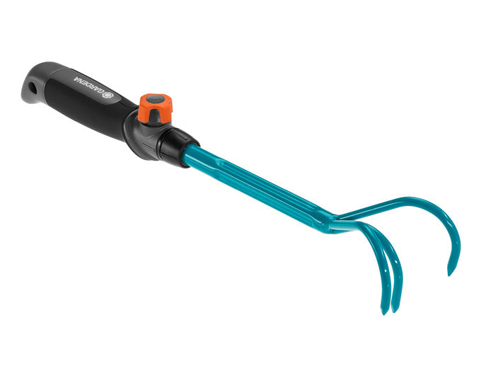 GARDENA Handgrubber Combi 7 cm in  präsentiert im Onlineshop von KAQTU Design AG. Gartenwerkzeug ist von GARDENA