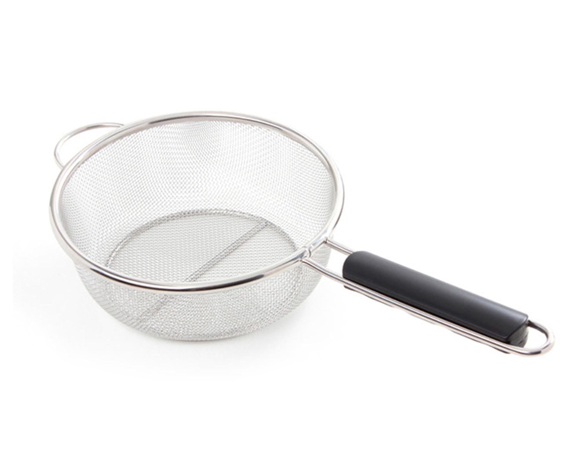 Flachbodensieb Inox ø 19 cm in  präsentiert im Onlineshop von KAQTU Design AG. Küchenhelfer ist von EVA COLLECTION