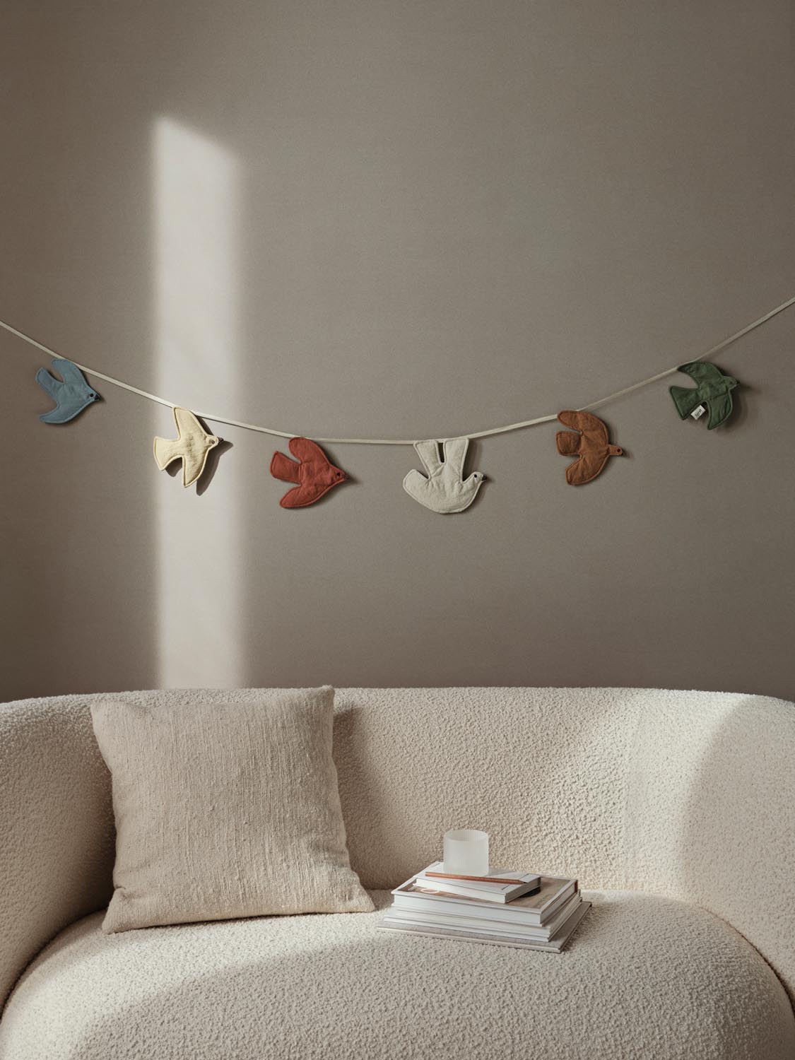 Swif Bird Garland  in  Multi präsentiert im Onlineshop von KAQTU Design AG. Objekte Kids ist von Ferm Living