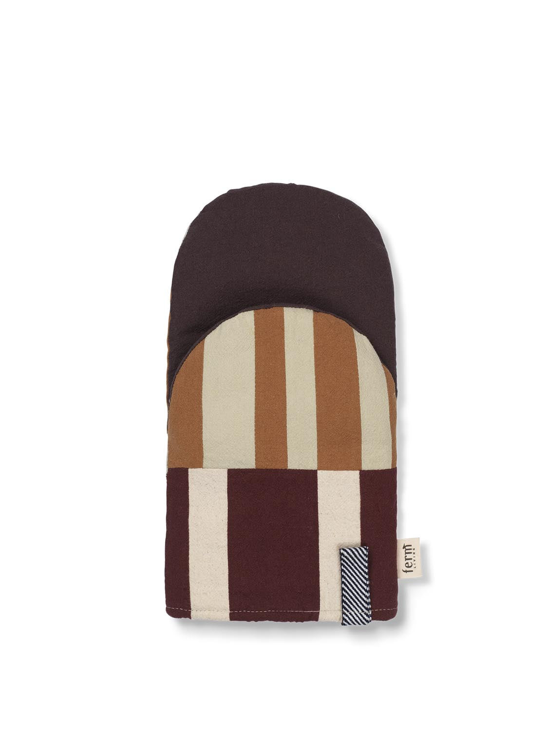 Section Oven Mitt  in  Patchwork präsentiert im Onlineshop von KAQTU Design AG. Küchenhelfer ist von Ferm Living