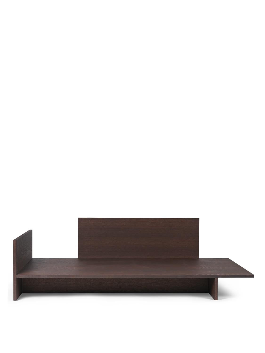 Kona Bed  in  Dark Stained präsentiert im Onlineshop von KAQTU Design AG. Tagesbett ist von Ferm Living