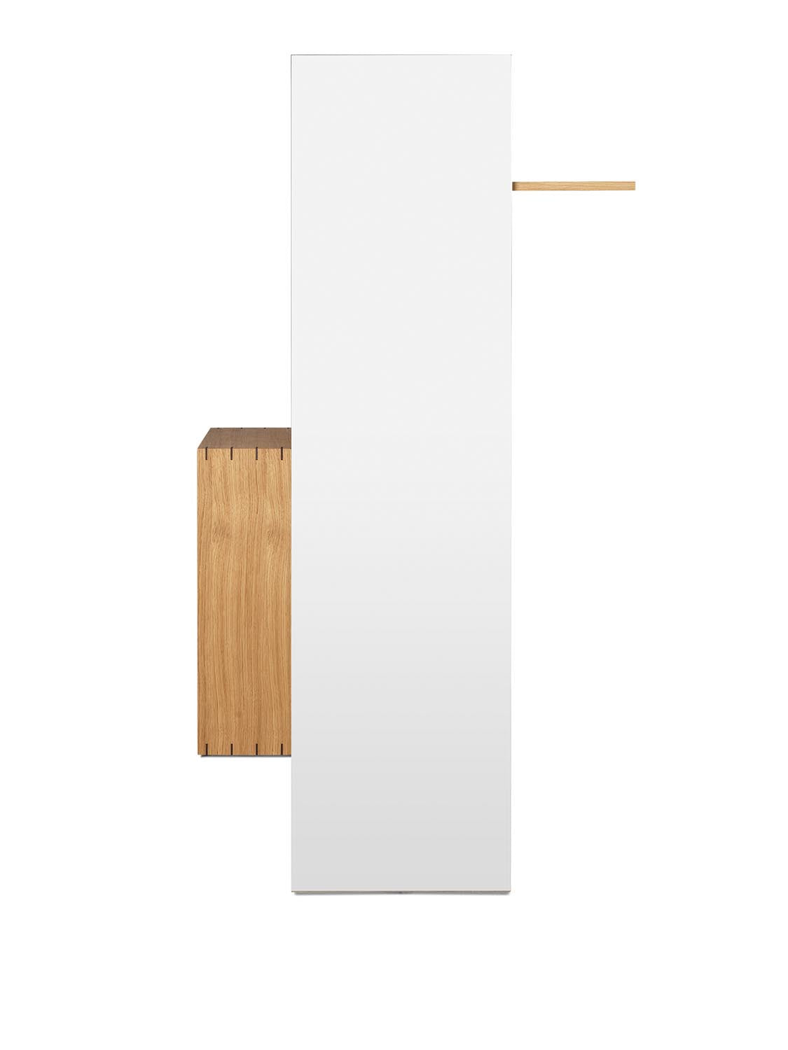 Bon Hallway CaAbfallkorbet  in  Oiled Oak präsentiert im Onlineshop von KAQTU Design AG. Cabinet ist von Ferm Living