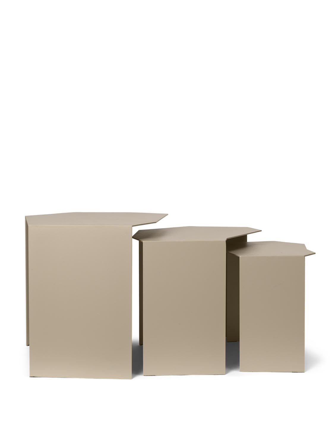 Shard Cluster Tables Set of 3  in  Cashmere präsentiert im Onlineshop von KAQTU Design AG. Beistelltisch ist von Ferm Living