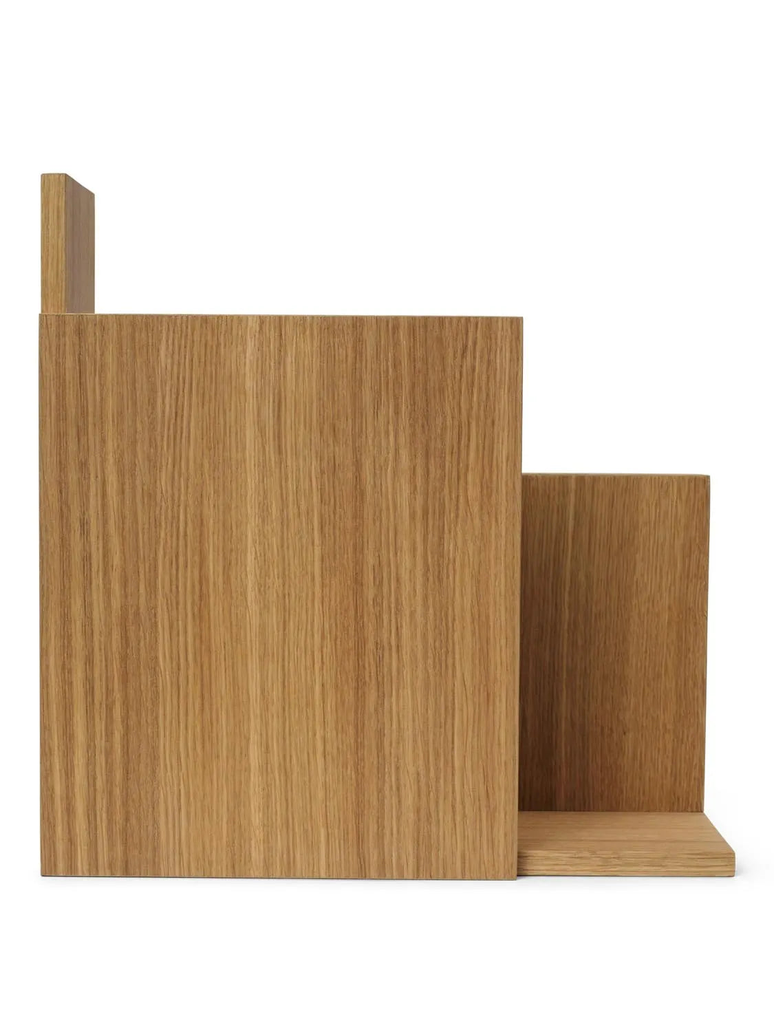 Stagger Regal Square  in  Oiled Oak präsentiert im Onlineshop von KAQTU Design AG. Wandregal ist von Ferm Living