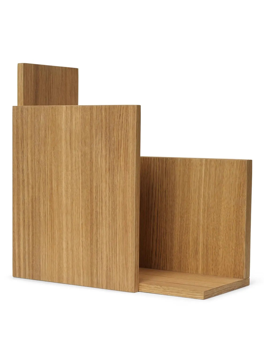 Stagger Regal Square  in  Oiled Oak präsentiert im Onlineshop von KAQTU Design AG. Wandregal ist von Ferm Living