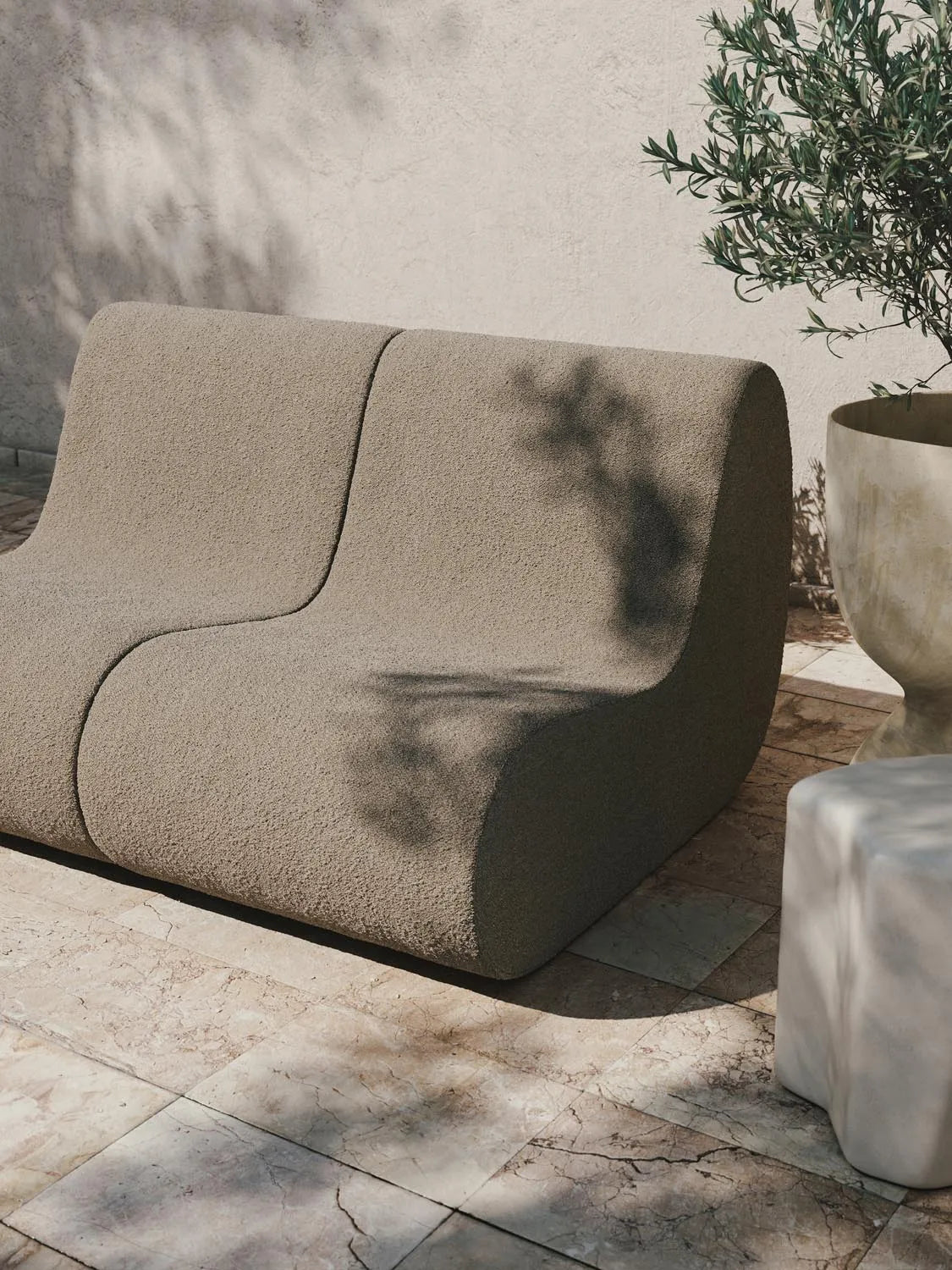 Rouli Center Module Pure Bouclé  in  Sand präsentiert im Onlineshop von KAQTU Design AG. Modulares Sofa ist von Ferm Living