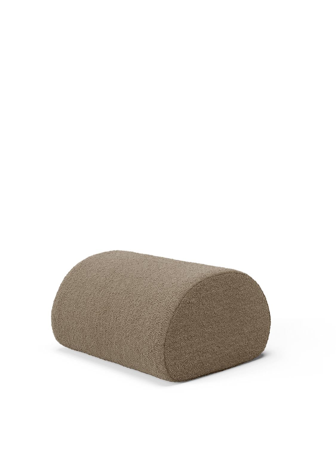 Rouli Pouf Pure Bouclé  in  Sand präsentiert im Onlineshop von KAQTU Design AG. Pouf ist von Ferm Living