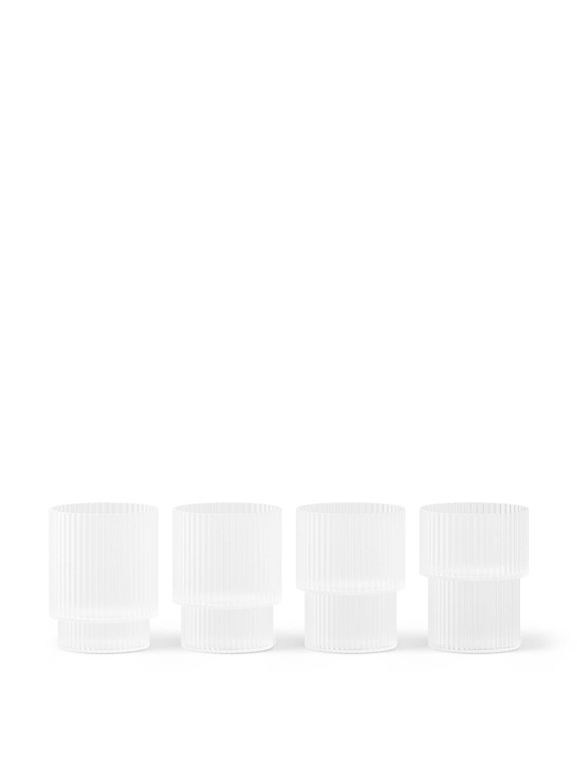 Ripple Small Glasses Set of 4  in  Frosted präsentiert im Onlineshop von KAQTU Design AG. Glas ist von Ferm Living