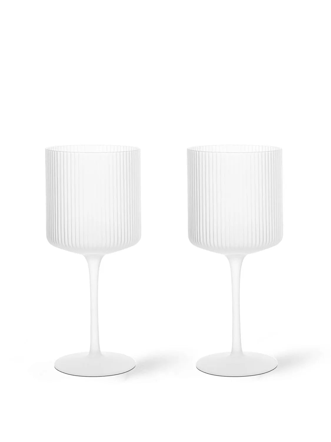 Ripple Rotwein Gläser Set of 2  in  Frosted präsentiert im Onlineshop von KAQTU Design AG. Wein- & Sektglas ist von Ferm Living